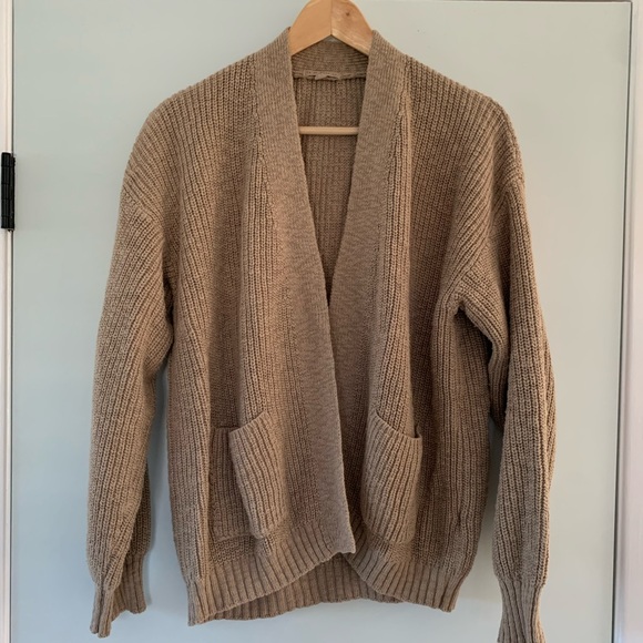 It is Well Easy Cardigan Taupe size S - Picture 6 of 8